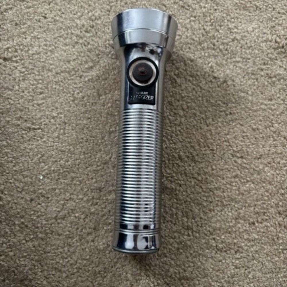 Eveready Energizer Union Carbide Vintage Metal Flashlight
